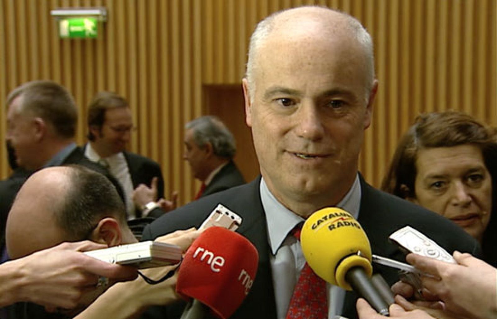 Campa presenta en Londres las medidas económicas del Gobierno de España | Ver