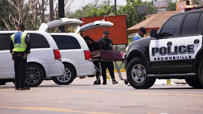 Informativo 24h - Al menos siete personas mueren en un atropello en Texas