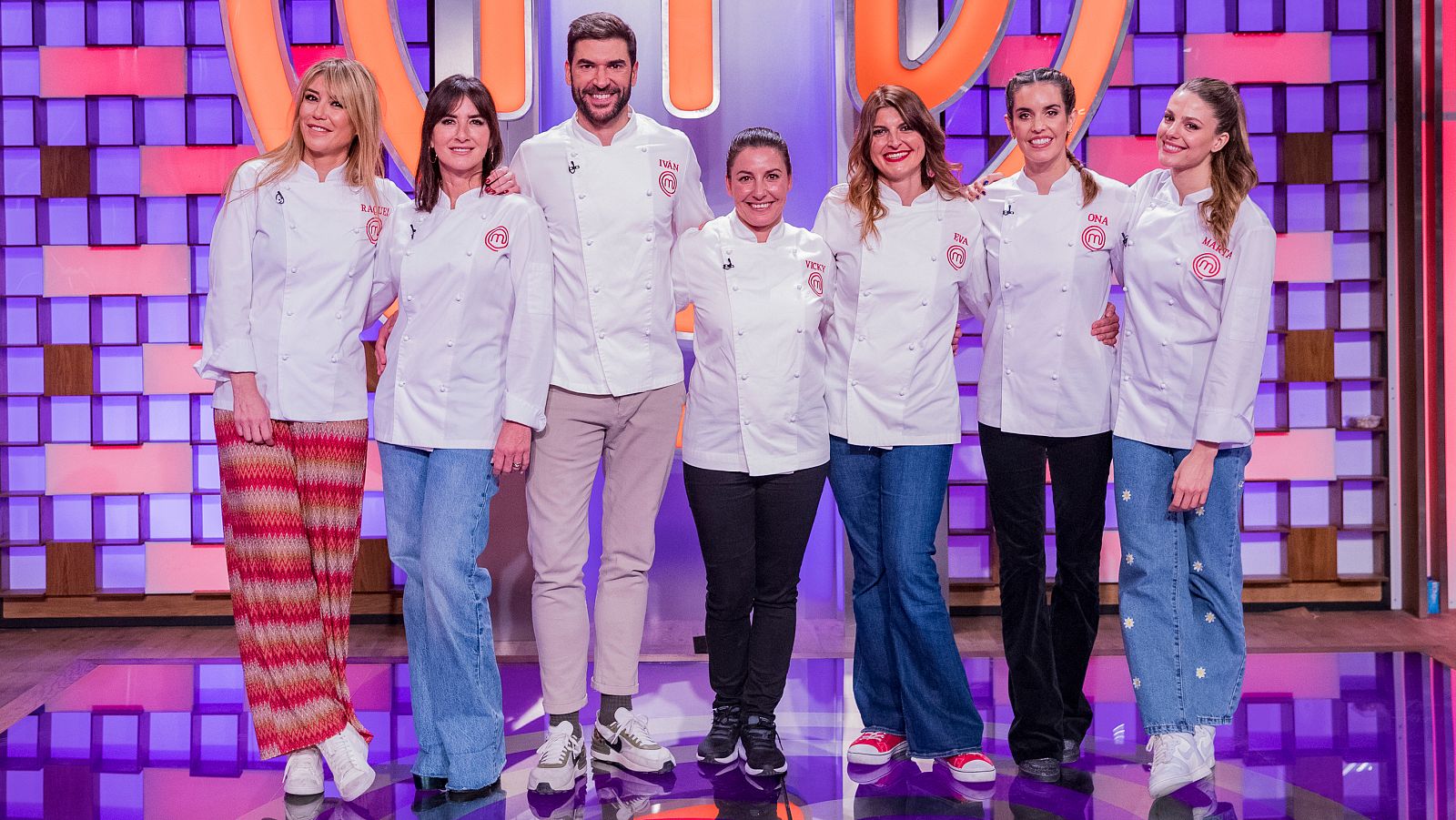 Unos invitados de lujo regresan a MasterChef 11 | Ver