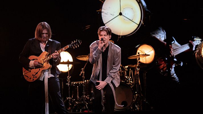 Eurovisión - Letonia: Sudden Lights cantan "Aija"