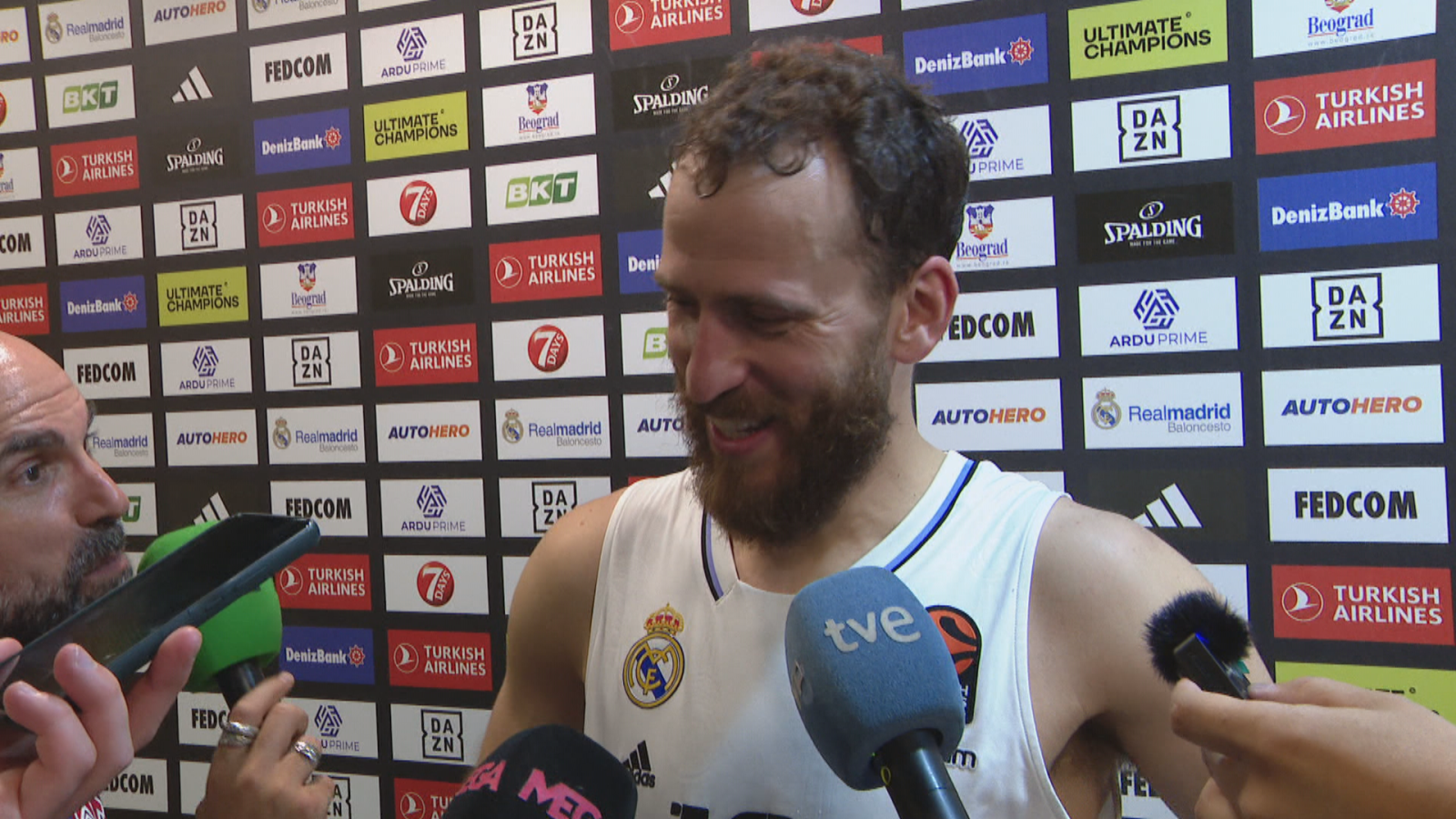 Chacho Rodríguez: "Cuando llegamos a Belgrado parecía imposible" - Baloncesto en RTVE | Ver