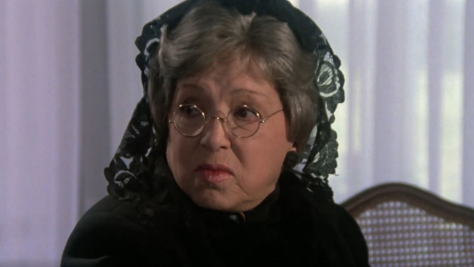 Cine - Una abuelita de antes de la guerra - Ver ahora