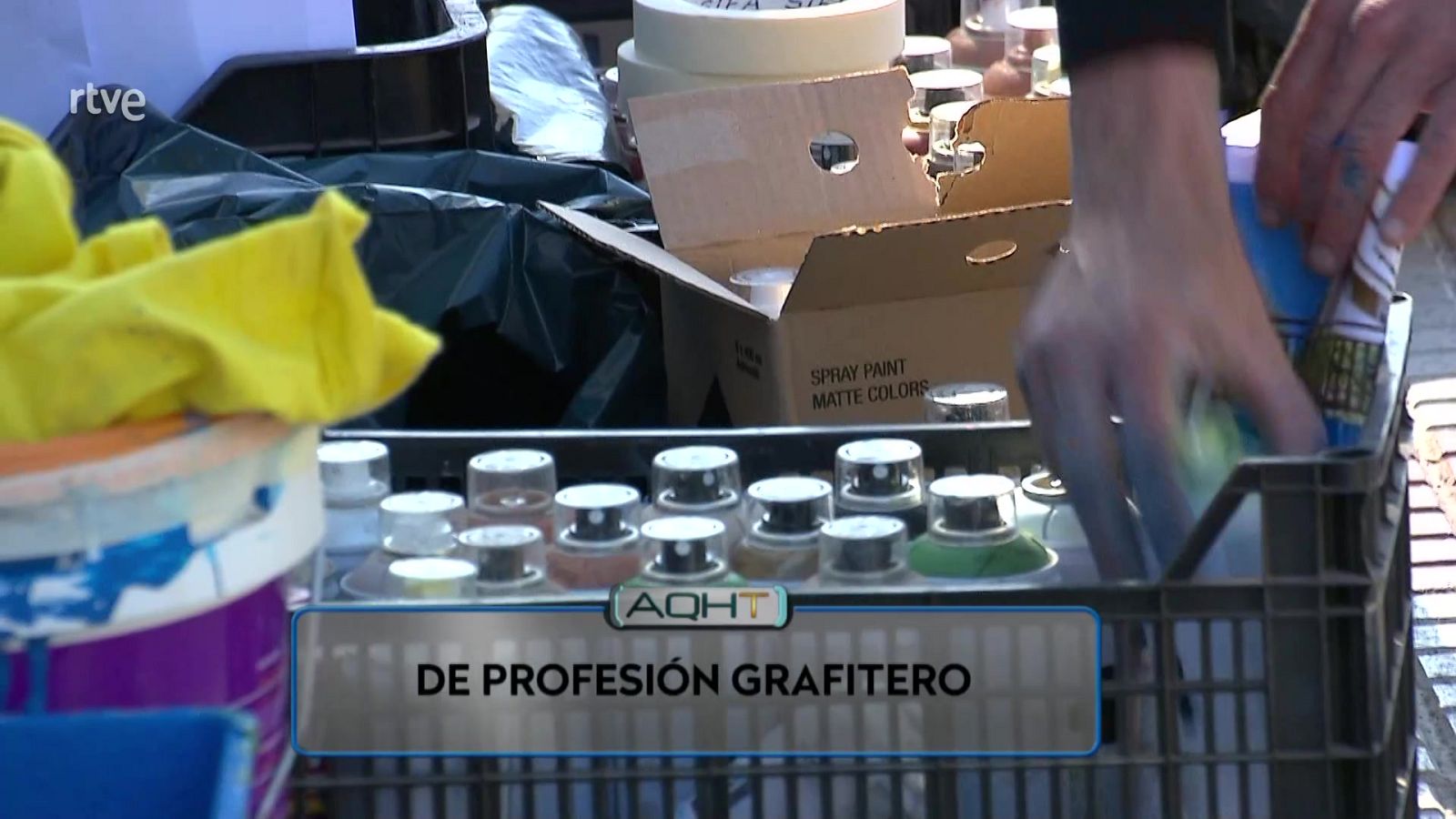 AQUÍ HAY TRABAJO - De profesión grafitero - ver ahora