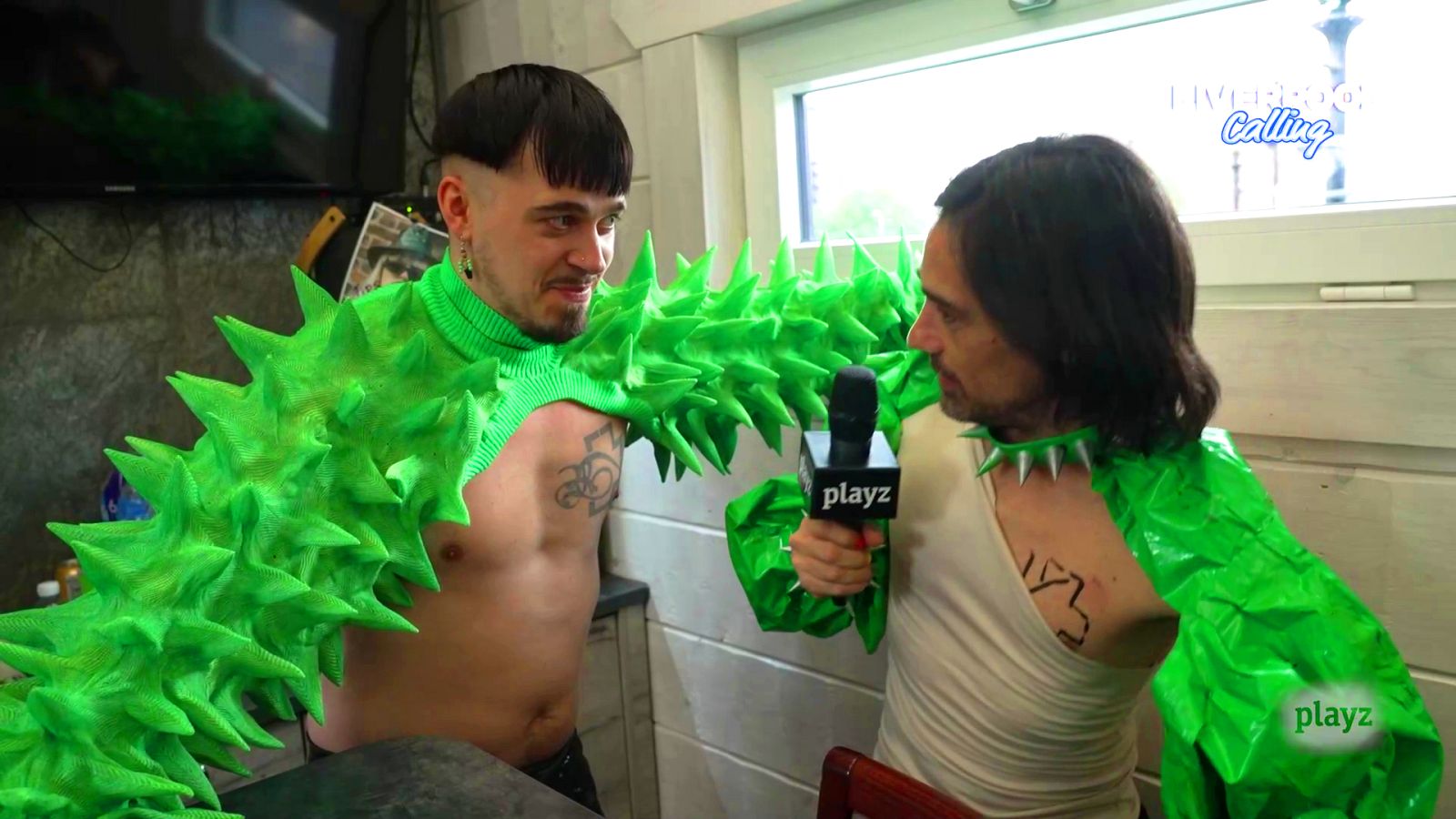 Käärijä descubre el significado de su apellido en español: "¡No me lo creo!"