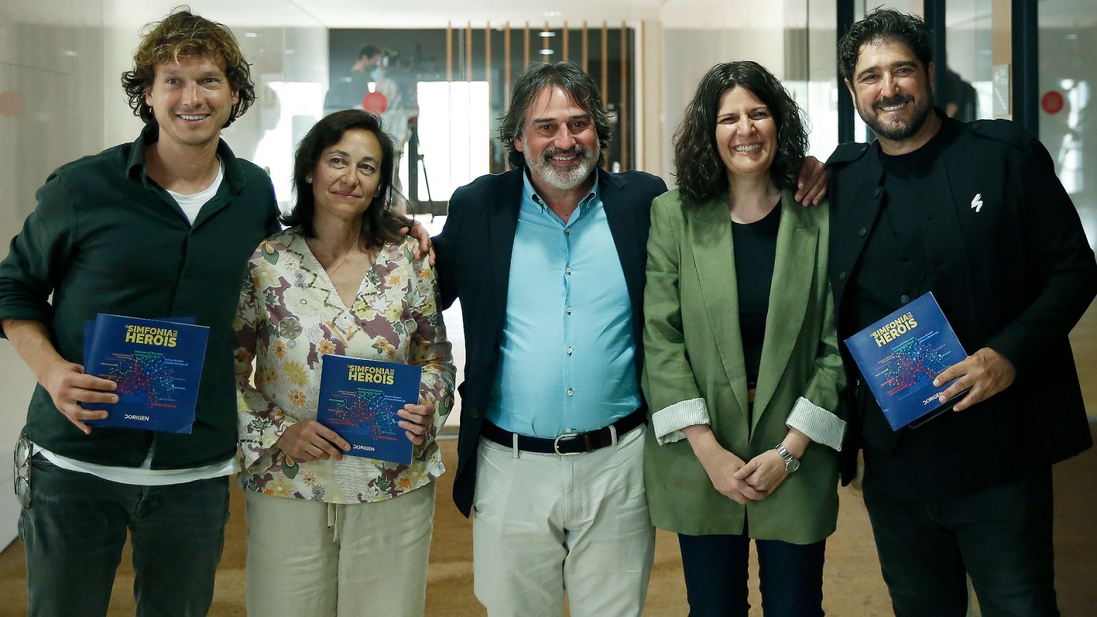 Vídeo: 'Sinfonía de los héroes', un disco de pacientes operados de tumor cerebral