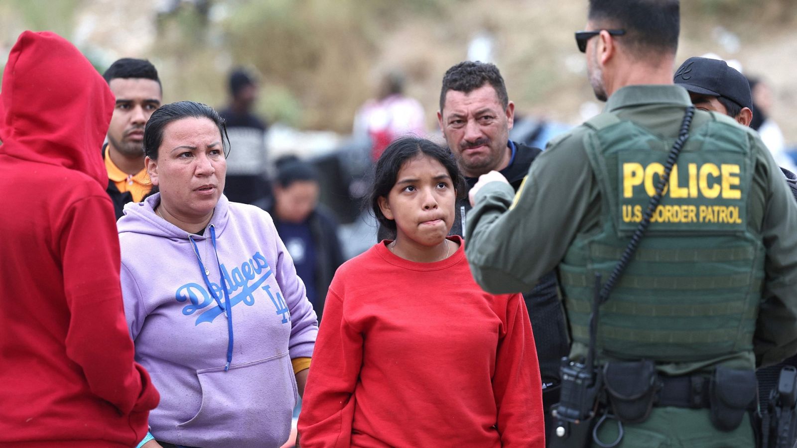 Méxíco deja de emitir permisos de tránsito a los migrantes