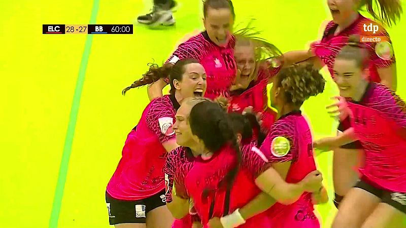 Balonmano Elche gana el primer partido a Bera Bera con un golazo sobre la bocina