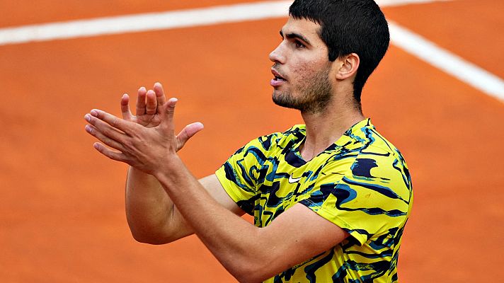 Telediario Fin de Semana - Alcaraz debuta en Roma con victoria y con el premio del número uno