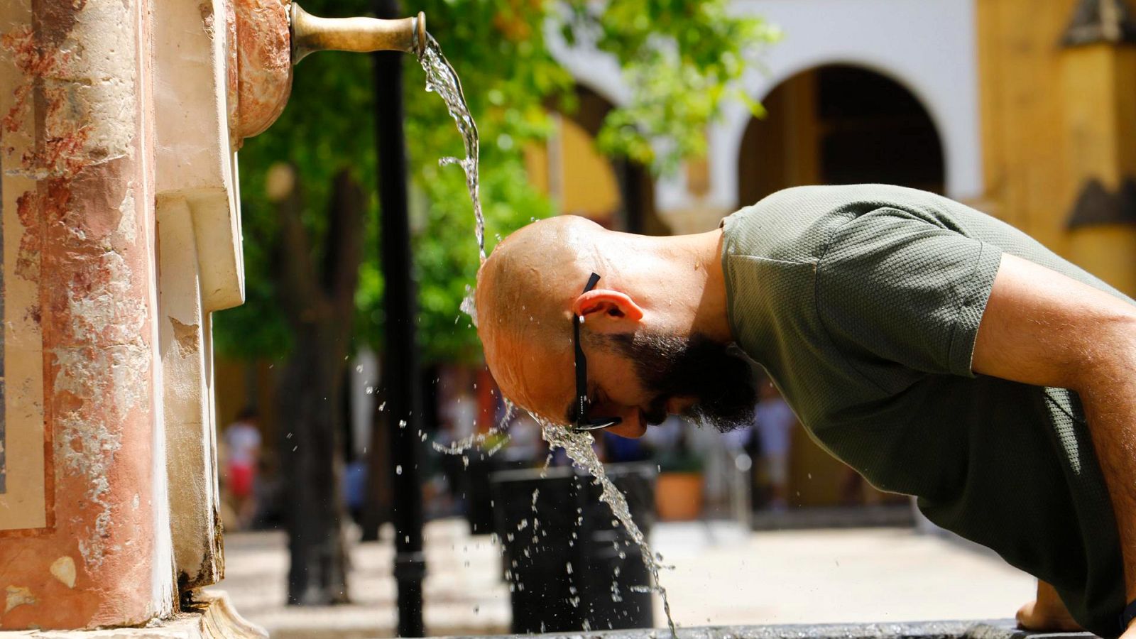 Sanidad avanza el plan contra el calor por las altas temperaturas de mayo