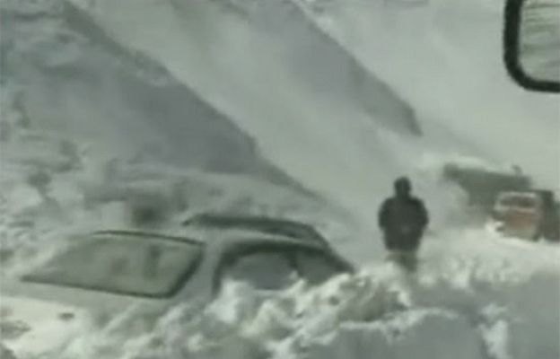  - Avalancha de nieve en Afganistán