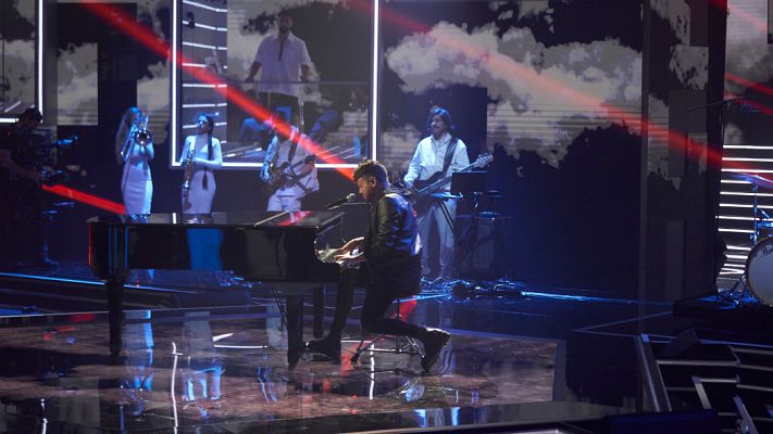 Cover Night - Pablo López abre la final de Cover Night con 'Quasi'