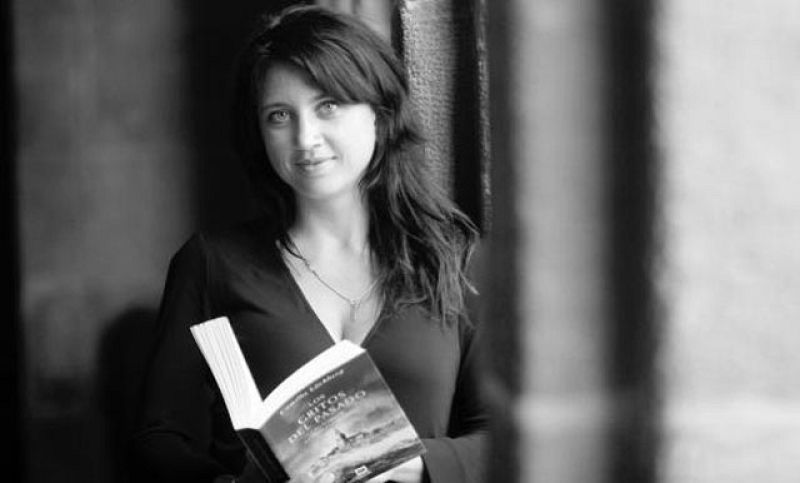 Página 2 - Camilla Läckberg 09/02/2010