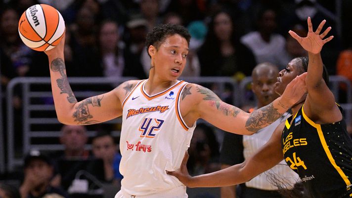 Telediario Fin de Semana - Brittney Griner vuelve a jugar en la WNBA tras sus meses detenida en Rusia