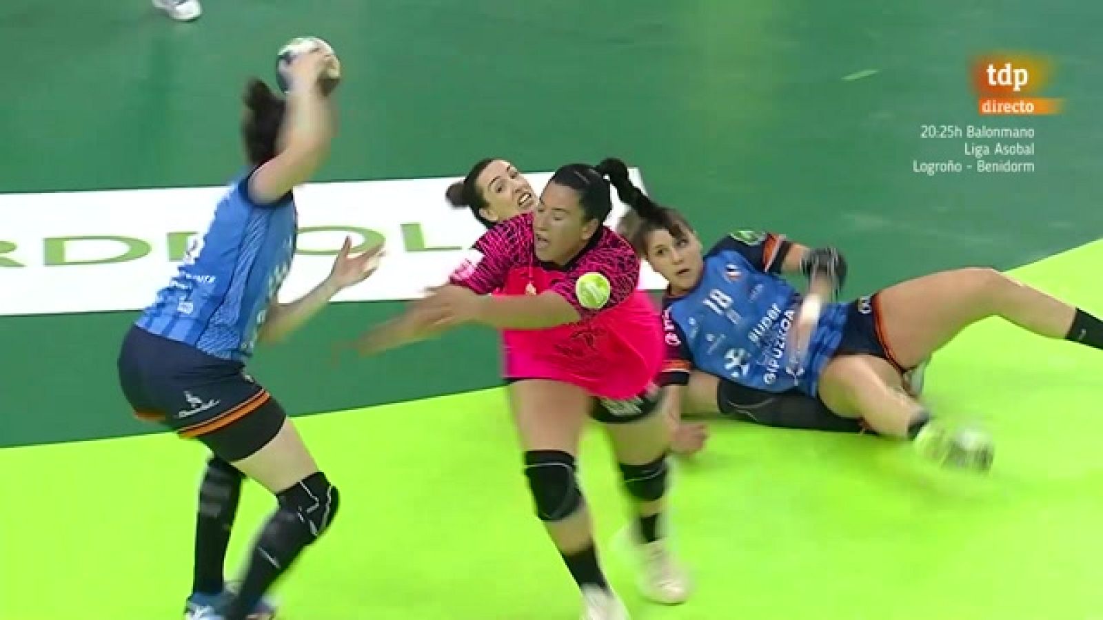 Balonmano - Liga Guerreras Iberdrola. Play off semifinales 3er. Partido: Super Amara Bera Bera - Atticgo BM Elche - ver ahora