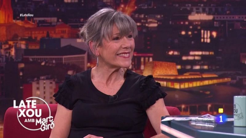 Late Xou - Mari Pau Huguet canta, balla i parla un munt d'idiomes al programa de Marc Giró