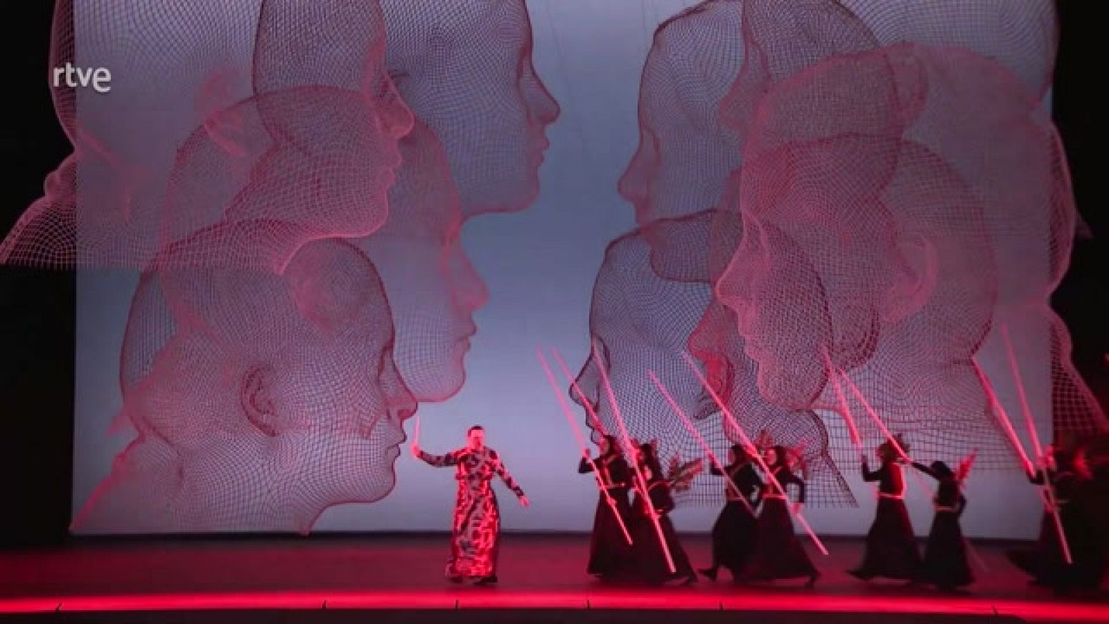 Plensa dialoga con Macbeth y Verdi en el Liceu 1ª parte