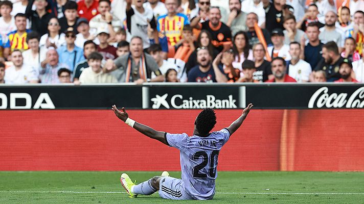 Telediario 1 - Los líderes políticos condenan los insultos racistas a Vinicius en Mestalla