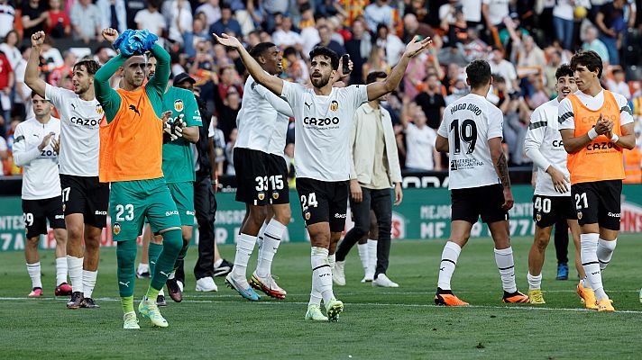 Telediario Matinal - La jornada 36 se juega entresemana con la pelea por el descenso candente