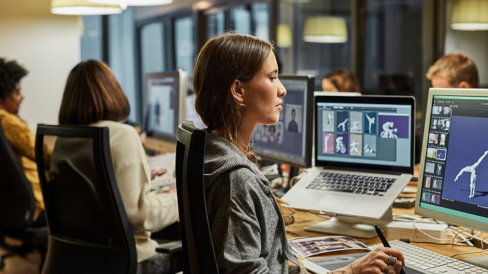 Informativo 24h - Javier Blasco (Adecco) en TVE: "Falta orientación para elegir aquel estudio con mayor probabilidad de tener un trabajo"