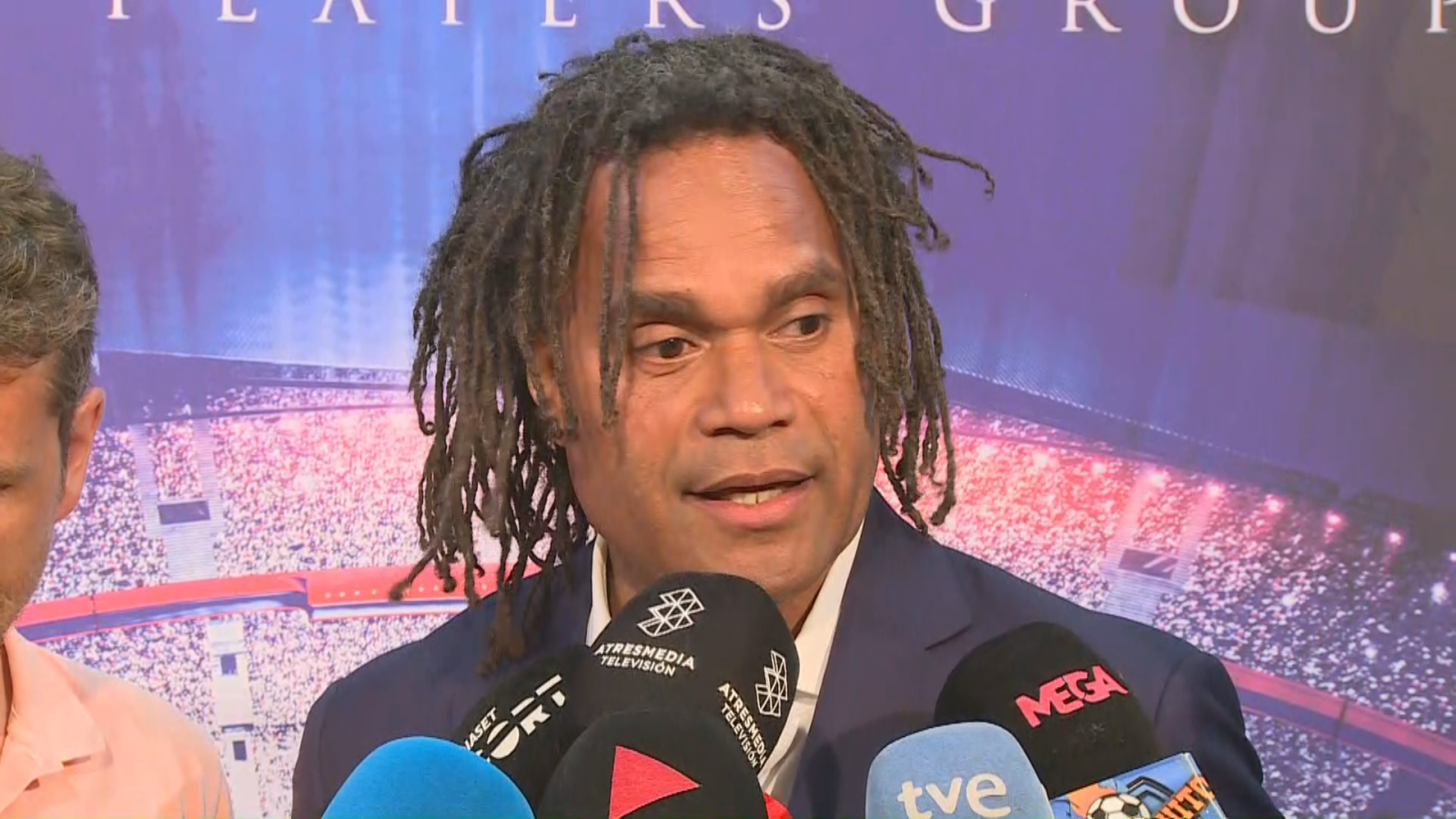 Karembeu: "Tenemos que luchar para erradicar el racismo" -- Ver ahora