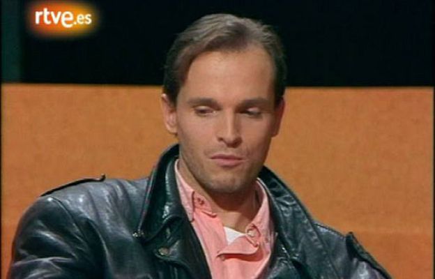 Programas y Concursos en el Archivo de RTVE - Entrevista a Miguel Bosé (1990)