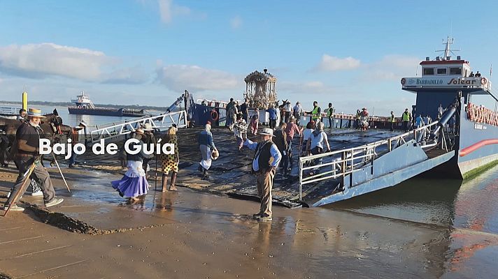 Noticias Andalucía - Las Hermandades embarcan en Bajo de Guía