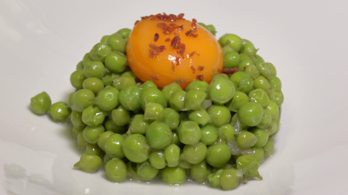 Ahora o nunca - Una receta de 10: guisantes con huevo a baja temperatura