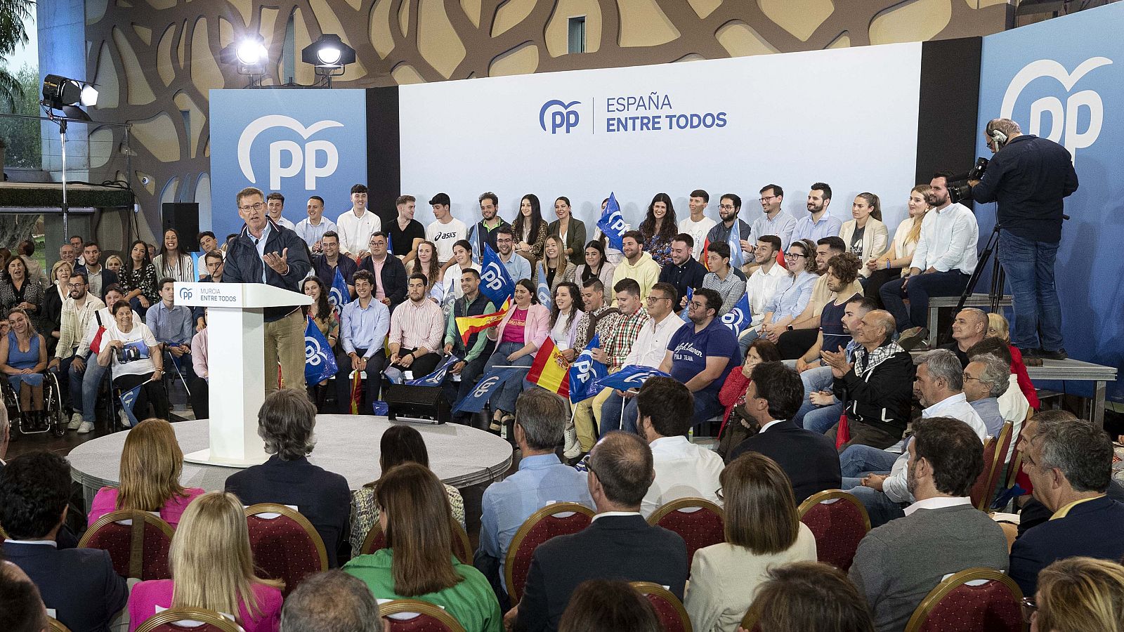 Más de un milón de jóvenes votarán en estos comicios por primera vez