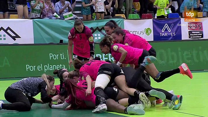 Balonmano - Alexandra do Nascimento decanta un primer partido de infarto para el Elche en la final de la Liga Guerreras