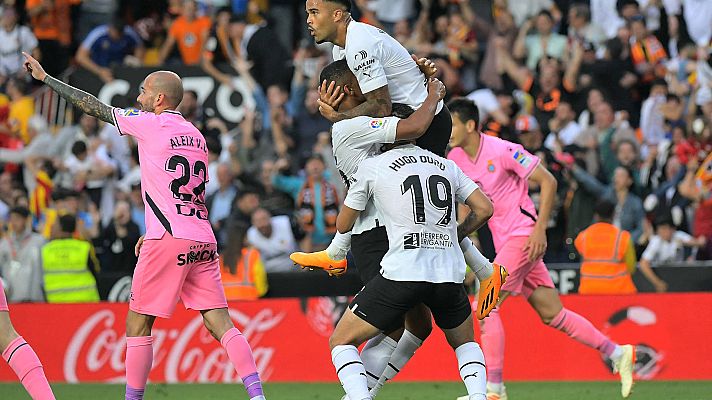 Resúmenes de LaLiga - Valencia - Espanyol: resumen del partido. 37ª jornada. Liga