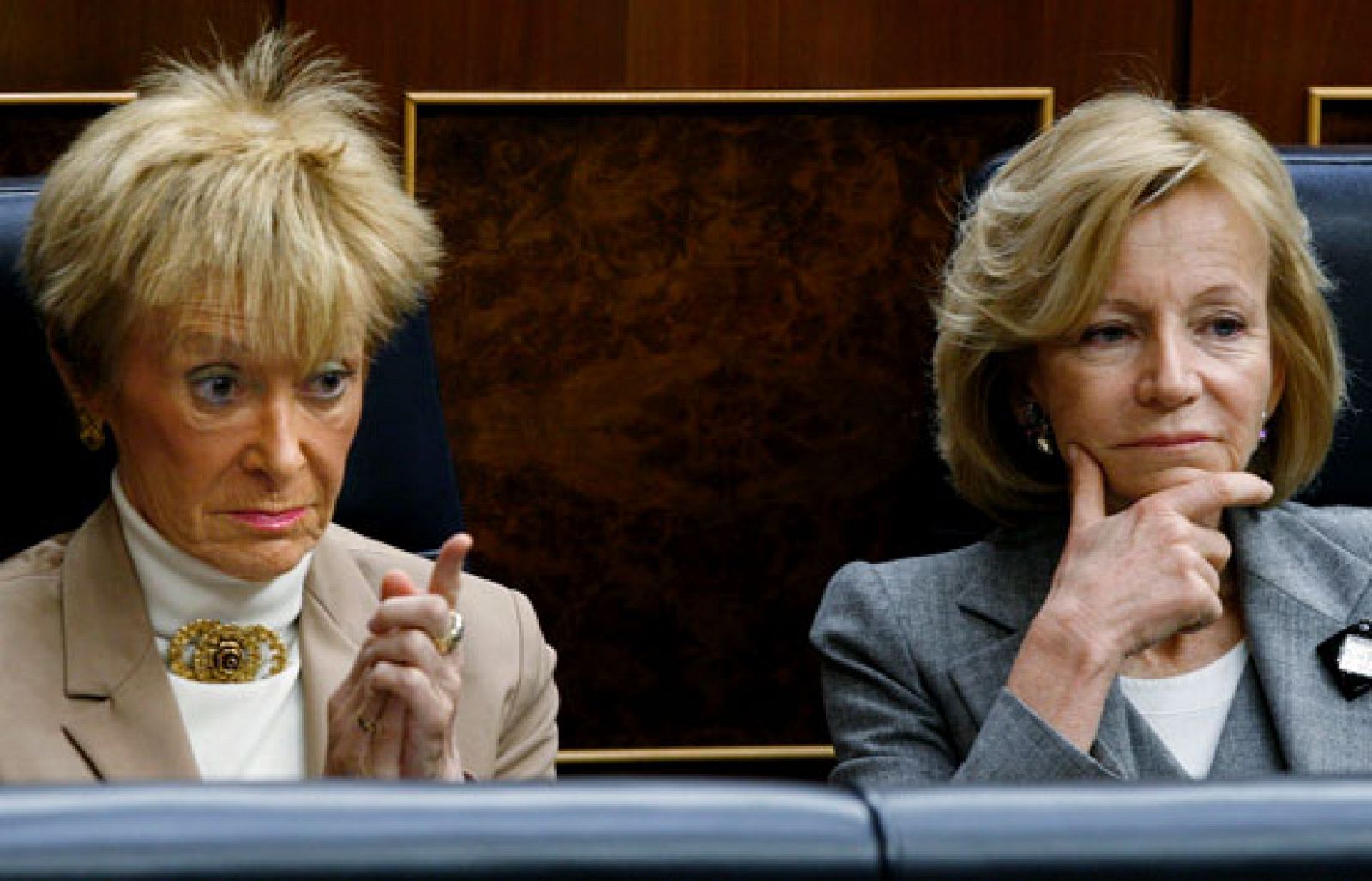 Telediario 2 en cuatro minutos - 10/02/10 | Ver