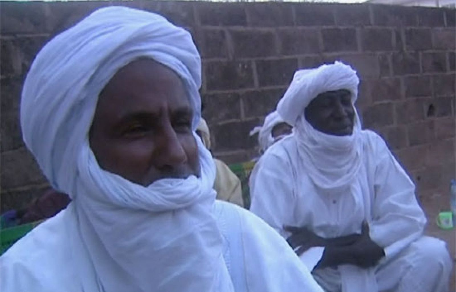 Los líderes políticos y religiosos de Mali se reúnen a menudo para afrontar los problemas | Ver