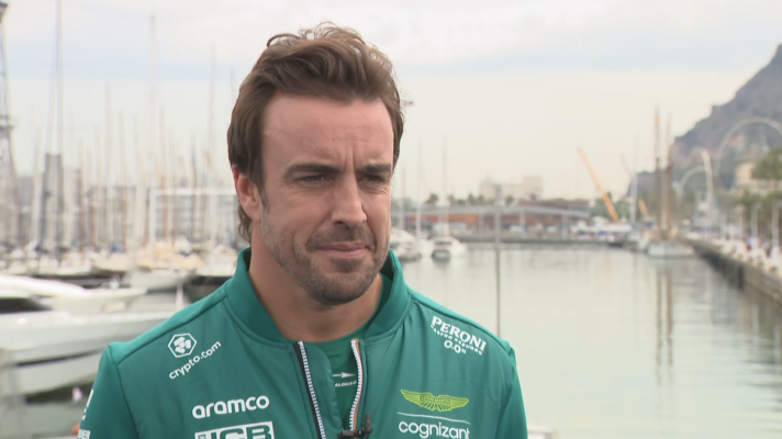 Telediario 2 - Fernando Alonso, Aston Martin y la 33 - Entrevista en RTVE