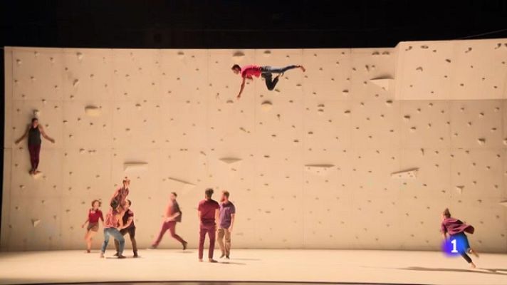 Telediario Fin de Semana - El Festival 'Madrid en Danza' también es escalada