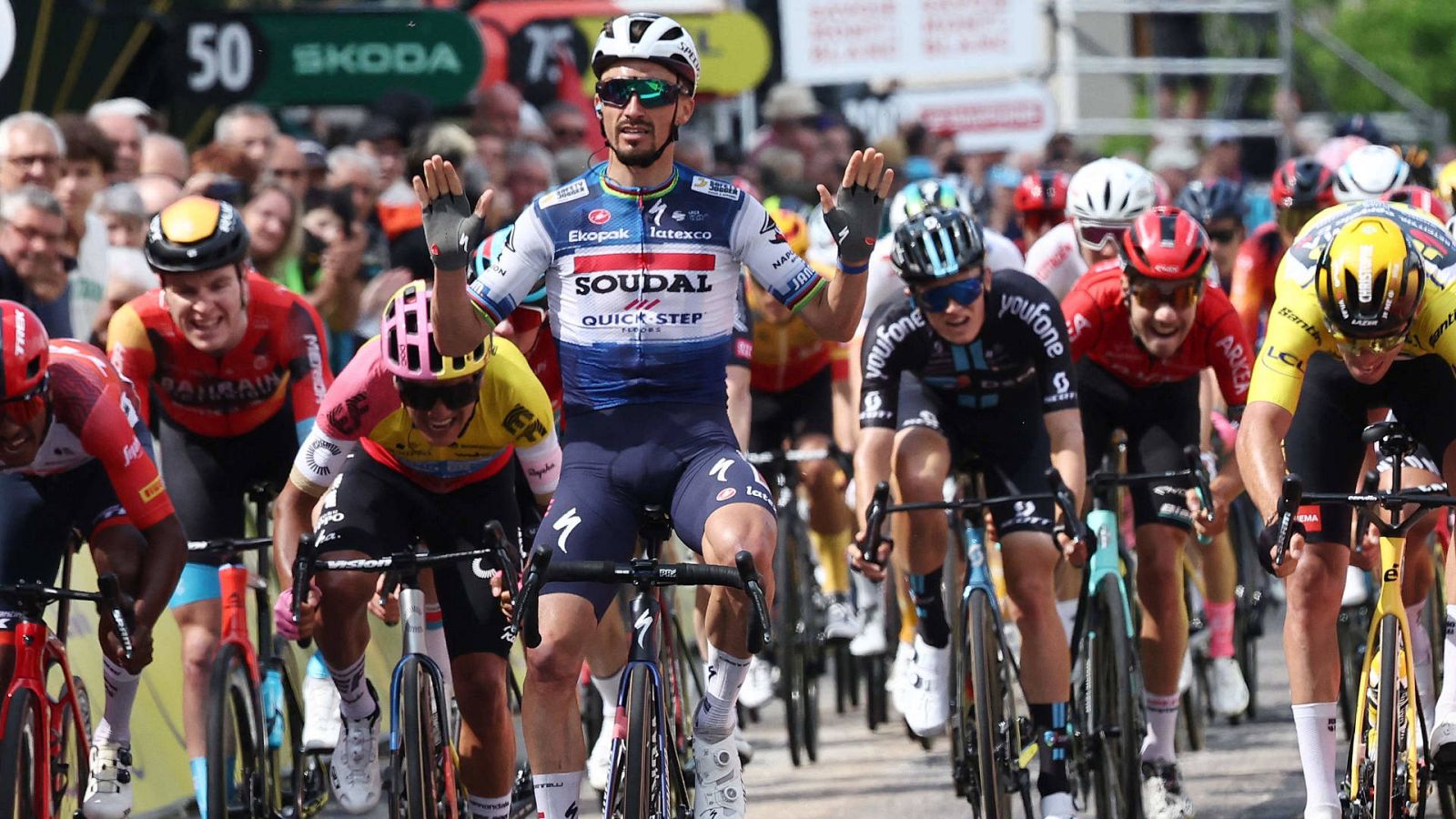 Criterium du Dauphiné 2023 | Resumen de la etapa 2: Julian Alaphilippe gana al sprint -- Ver ahora