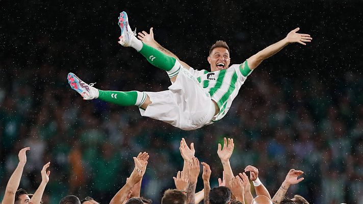 Telediario Matinal - Emotiva despedida de Joaquín en su último partido de fútbol