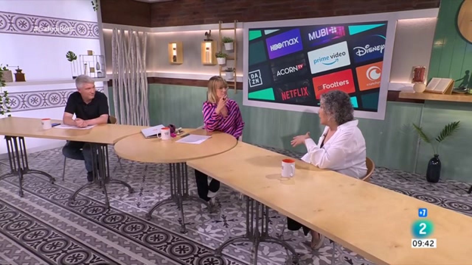 Cine i sèries amb l'actriu de doblatge Mercè Montalà