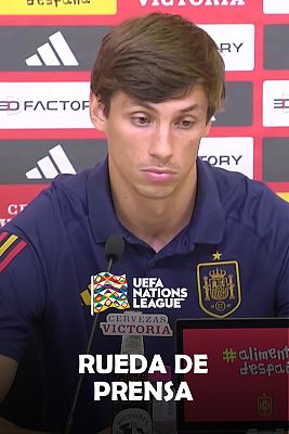 Fútbol - Rueda de prensa jugador selección española Robin Le Normand
