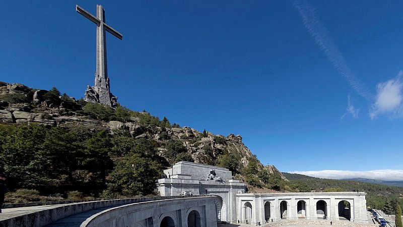 Exhumaciones en Cuelgamuros: un equipo de 15 técnicos trabaja en un laboratorio en la basílica del Valle - Ver ahora