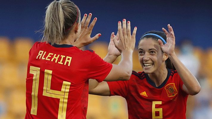 Telediario 2 - Vilda saca su prelista con la vuelta de Alexia Putellas, Caldentey, Bonmatí y Batlle