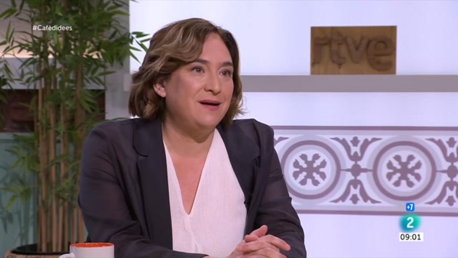 Ada Colau proposa compartir l'alcaldia amb Collboni i Maragall