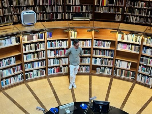 Para todos La 2 - Sección de Carlos J. González Serrano