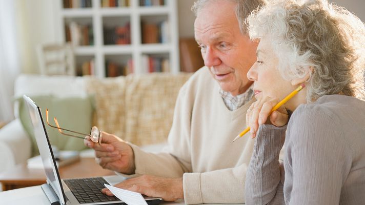 Telediario 1 - Uno de cada seis mayores sufre algún tipo de discriminación