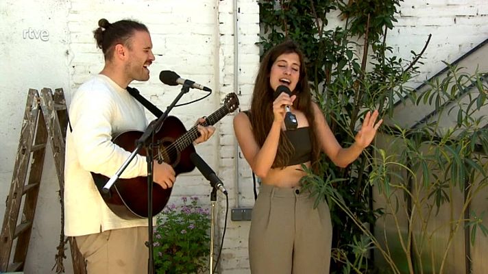 Atención obras - Eva Menéndez y Albert Solà: Eva Sola