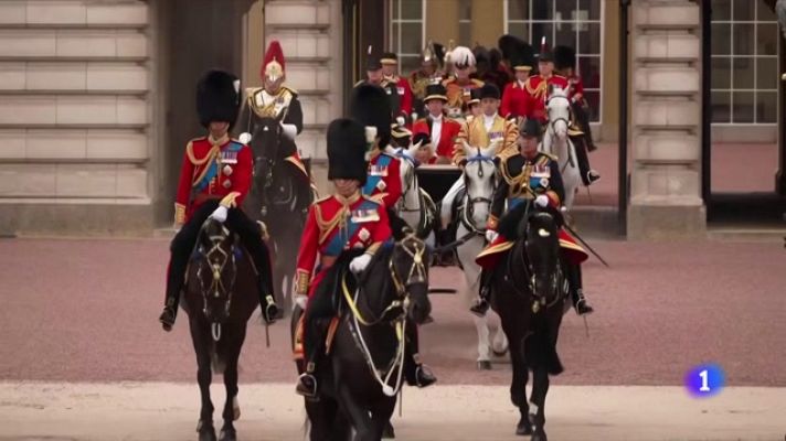 Telediario Fin de Semana - Trooping the Colour: primer desfile del rey Carlos III de Inglaterra sin Isabel II