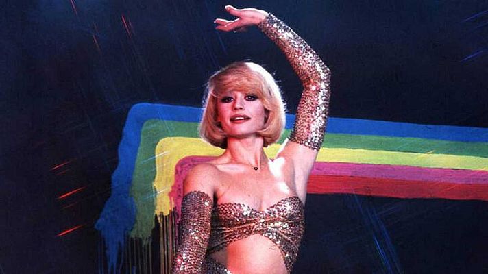 Telediario Fin de Semana - Madrid se prepara para estrenar el musical de Raffaella Carrà el próximo otoño