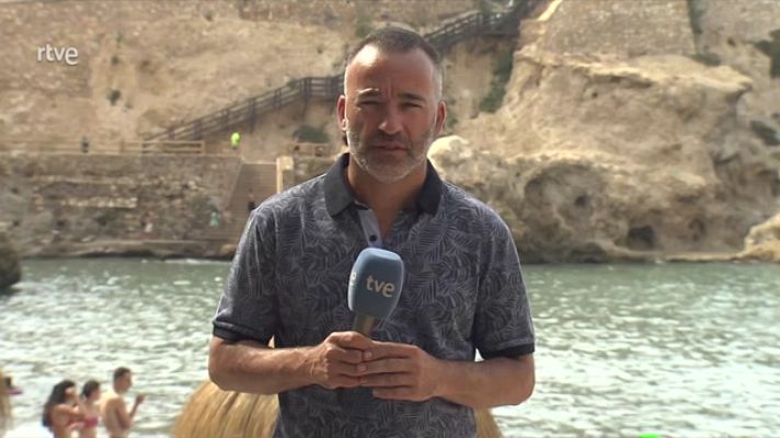 Noticias de Melilla - Llega una patera con 18 migrantes a una playa de Melilla