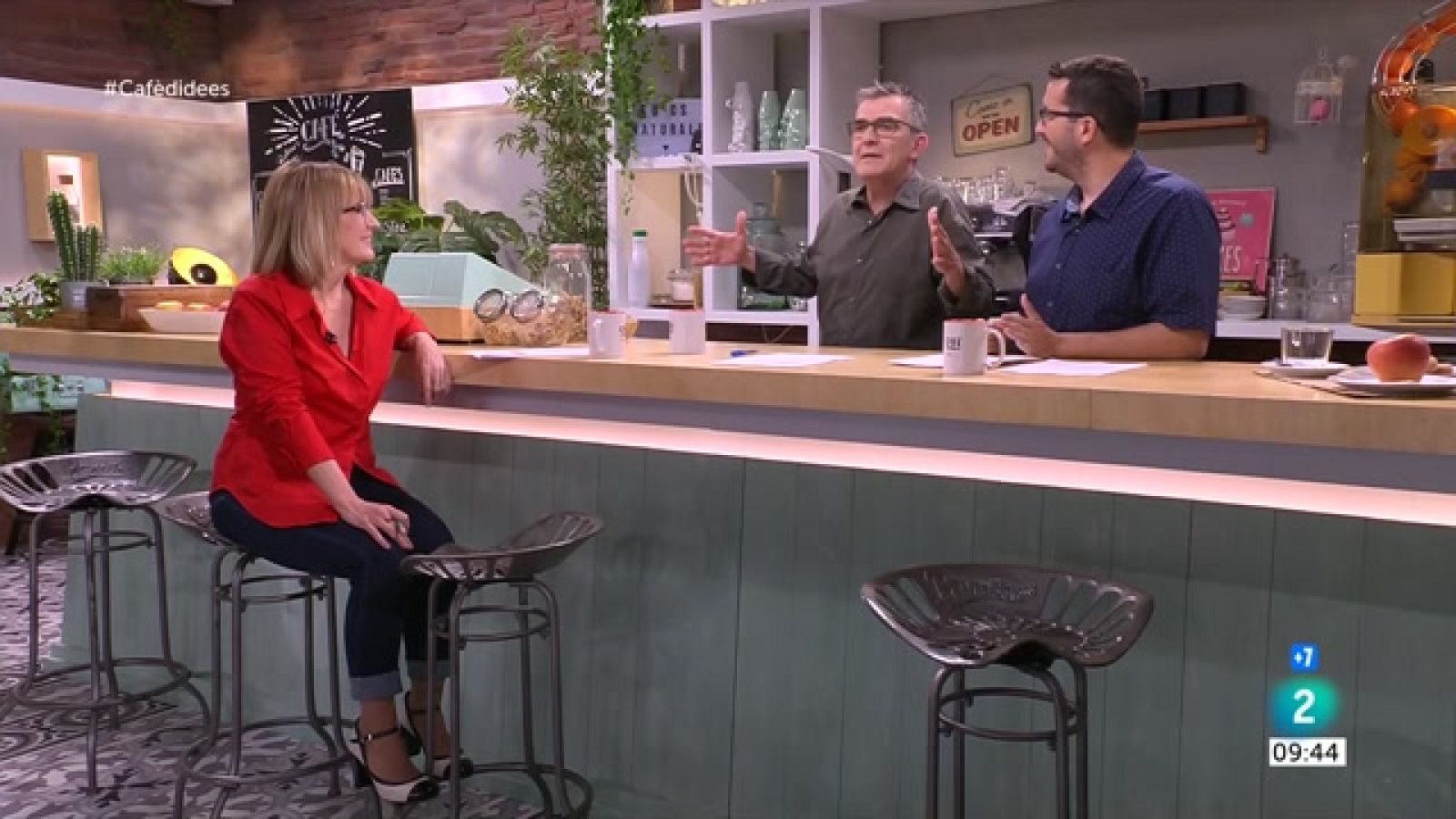 Collboni alcalde, investidures variades i promeses de les NNGG