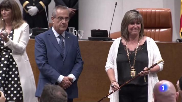 L'Informatiu - El PSC continua fent sumes per conservar la Diputació de Bar