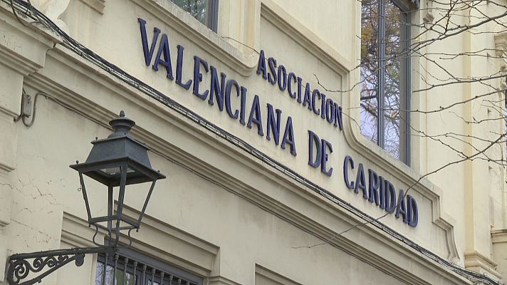 L'informatiu - Comunitat Valenciana - Preocupa el incremento de personas con dificultades para llegar a final de mes